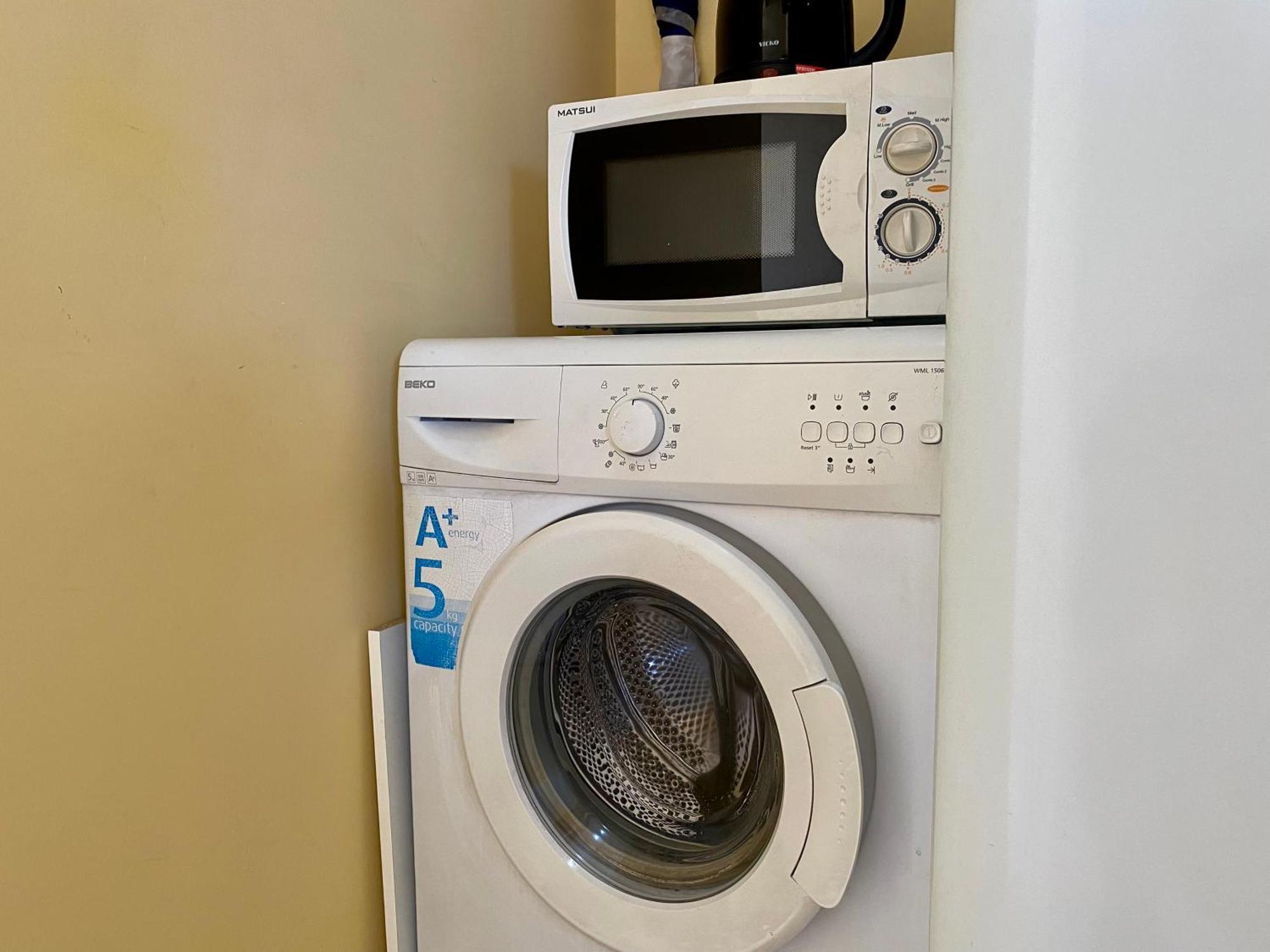 אתונה Einstein'S Apartment מראה חיצוני תמונה